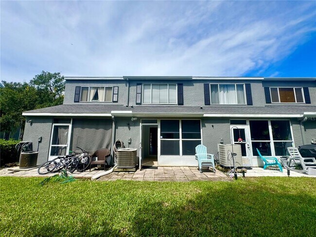 Building Photo - 287 Countryside Key Blvd