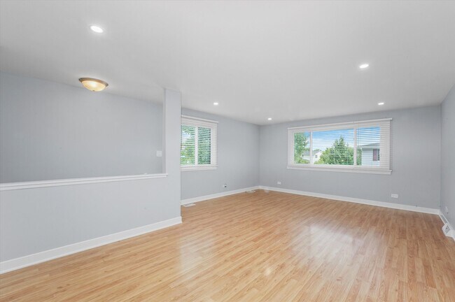 Building Photo - 1323 Wakeby Ln