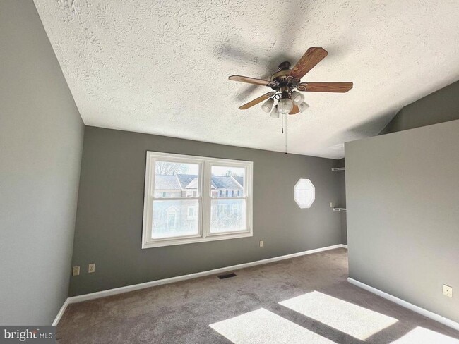 Building Photo - 306 Fleece Flower Dr