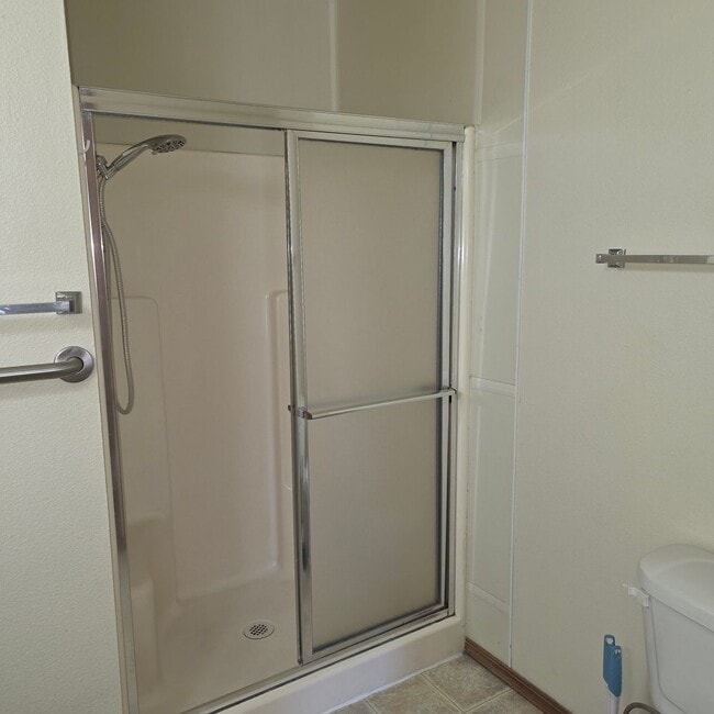 Building Photo - 436-436 E Redwood St