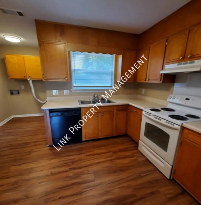 Building Photo - 4911 Marylin Ln
