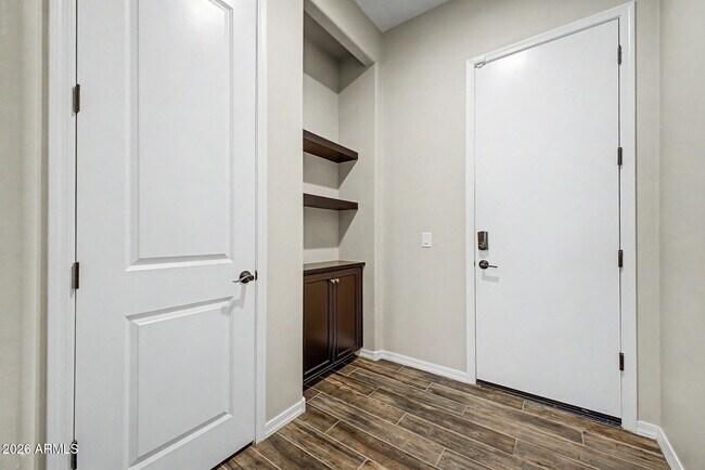 Building Photo - 5116 N 185th Ave