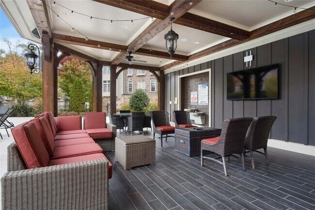 Building Photo - 2418 Gatebury Cir