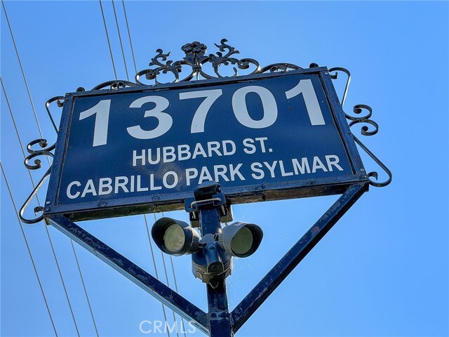 Building Photo - 13701 Hubbard St