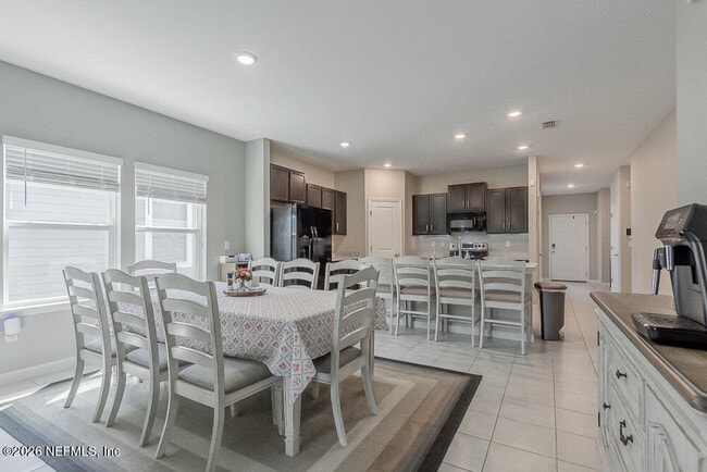 Building Photo - 5615 Kellar Cir