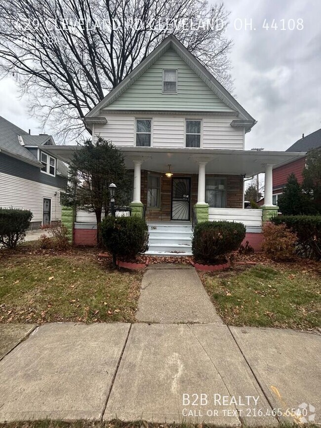 Building Photo - Charming 3-Bedroom Property in Prime Location