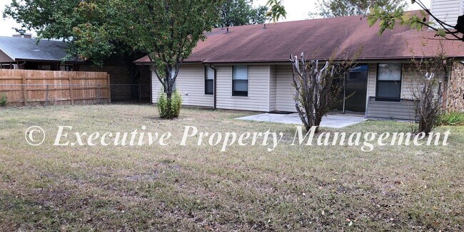 Building Photo - 1007 N 4th St