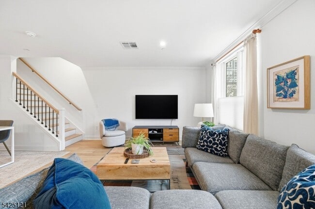 Building Photo - 14 Ward St