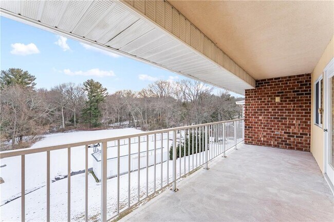 Building Photo - 30 Argyle Ave