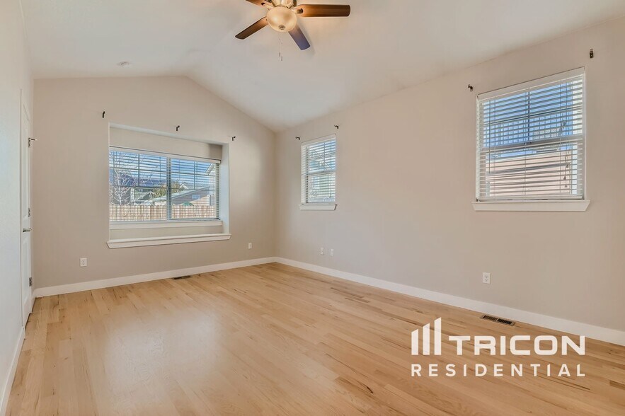 Building Photo - 10551 Xanadu St