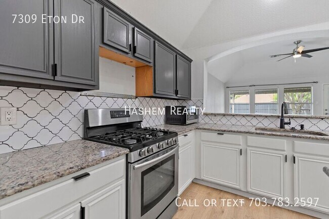 Building Photo - 7309 Eton Dr