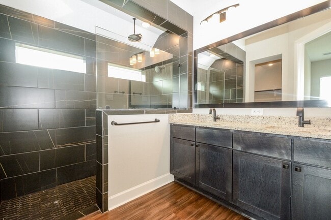 Building Photo - 2902 Tanager Trace