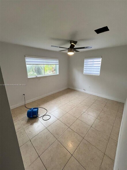 Building Photo - 1320 NW 134th St