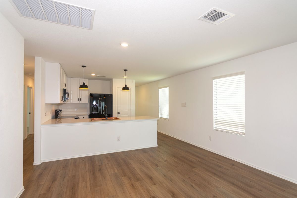 Building Photo - 548 Rancho Del Cielo Lp
