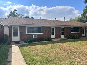 Building Photo - Broadway