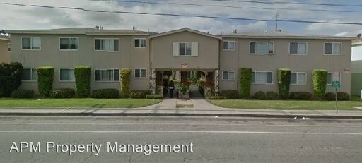 Building Photo - 1156-1156 W Valencia Dr