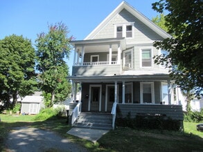 Building Photo - 144 Disbrow St