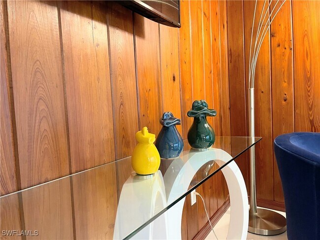 Building Photo - 317 Nature View Ct