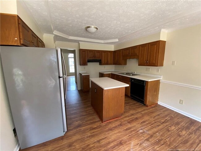 Building Photo - 1175 Helmsley Dr
