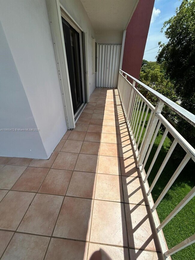 Building Photo - 8401 NW 8th St