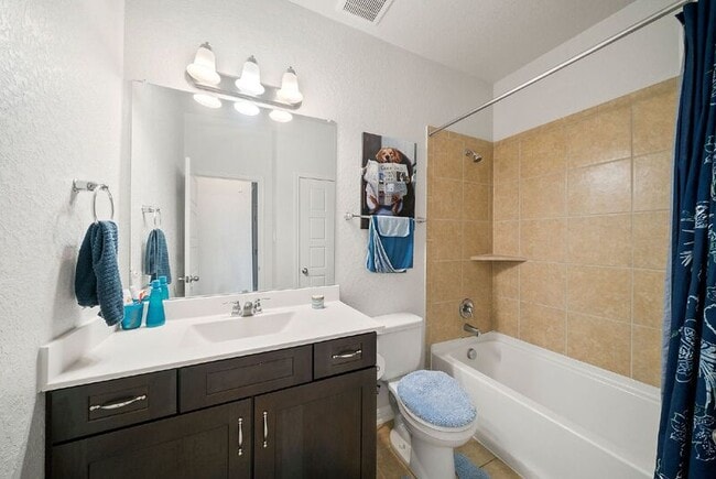 Building Photo - 12927 Maridell Park