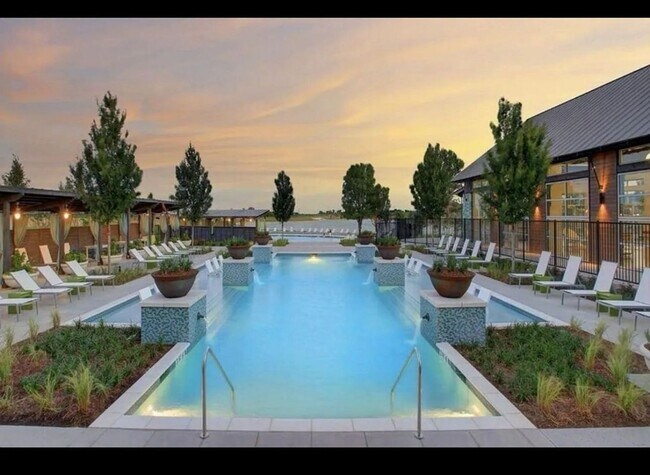 Building Photo - Stunning 4BR House in Argyle. Great school...