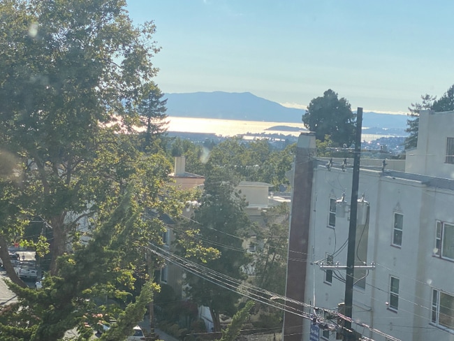 Building Photo - 1700 Le Roy Ave