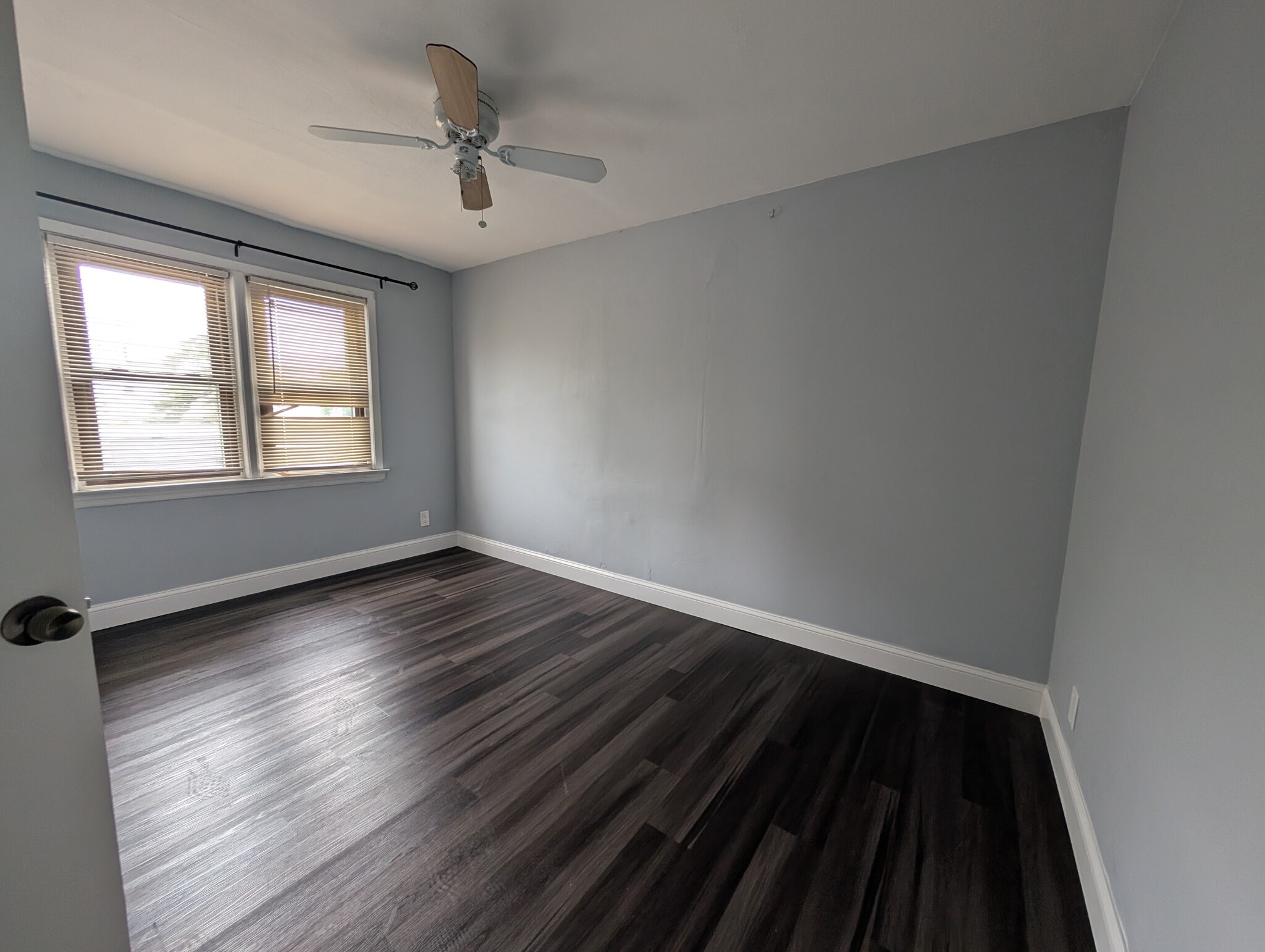 rear unit - 1806 Deer Pk Ave