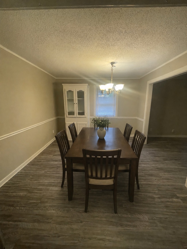 Building Photo - Newly renovated 3 bedroom 1 bath home . Located in Gastonia