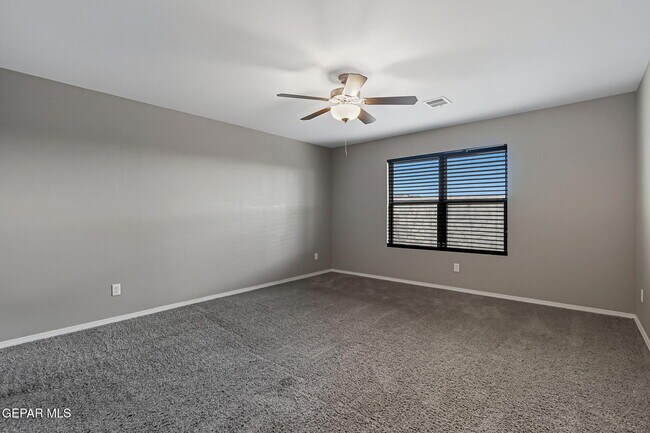Building Photo - 13960 Garforth Ave