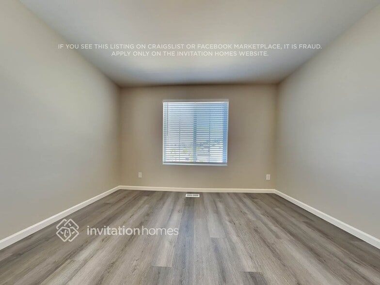 Building Photo - 7154 Desperado Dr SE