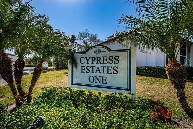 Building Photo - 146 Cypress Ln