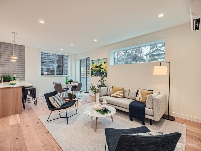 Building Photo - Greenwood 3 Bedroom New Construction Townhouse!