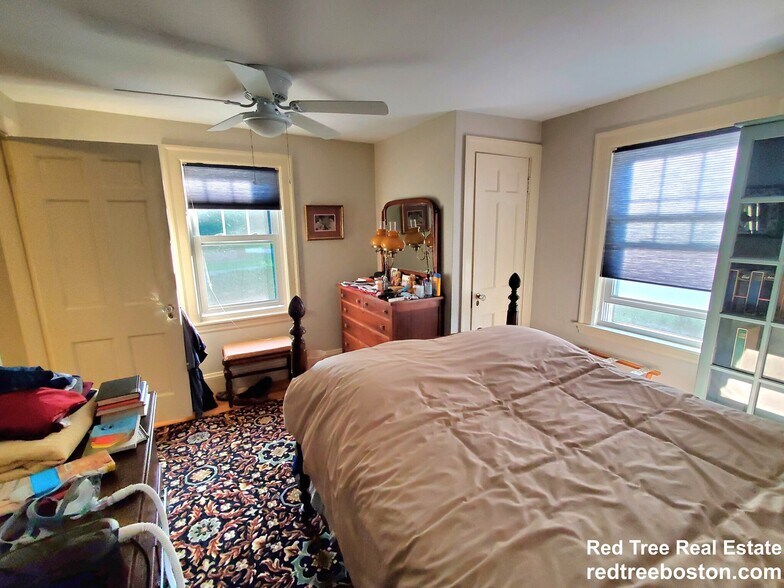 Building Photo - 58 Longfellow Rd