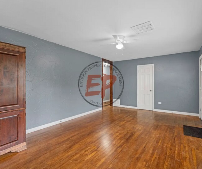 Building Photo - 3804 Parkwood St