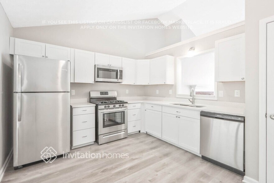 Building Photo - 731 Marble Arch Ave