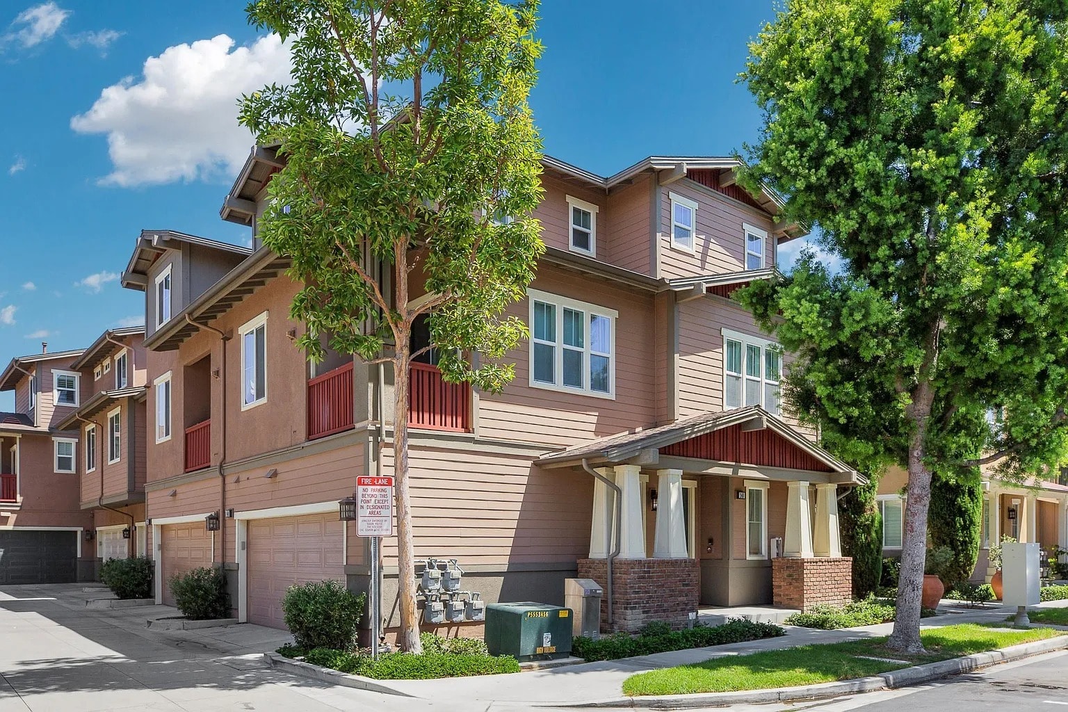 Building Photo - 140 Liberty St