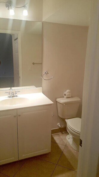 Building Photo - 7407 Briella Dr