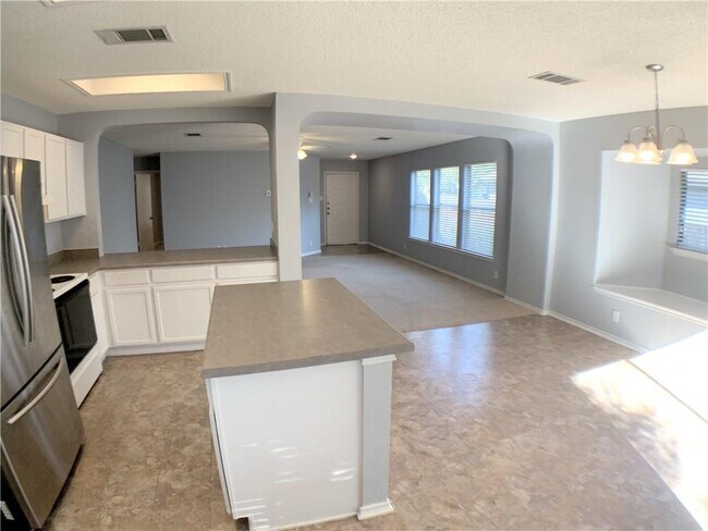 Building Photo - 3112 Settlement Dr