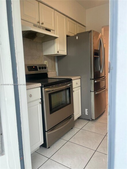 Primary Photo - 12665 NE 16th Ave