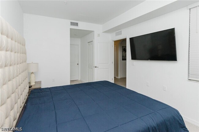 Building Photo - 5651 Double Eagle Cir