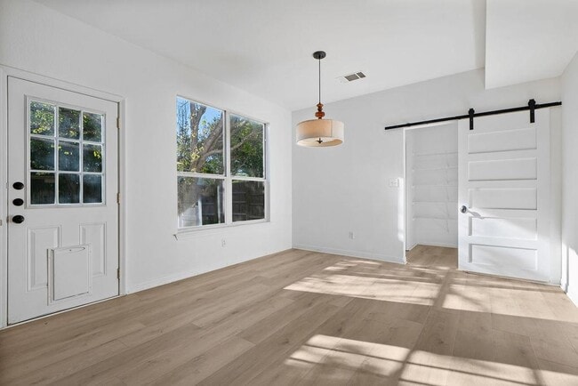 Building Photo - 2209 Boneset Trail