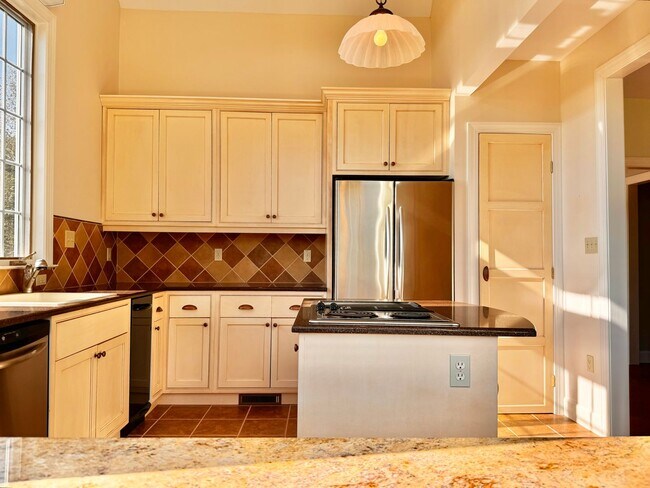 Building Photo - Private Farm Home in North Garden - Enjoy ...