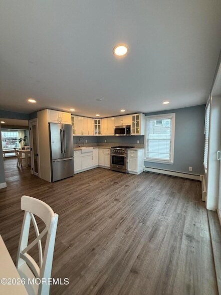 Building Photo - 67 5th St