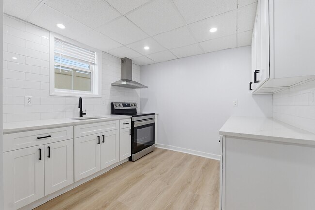 Building Photo - 377 Passaic St