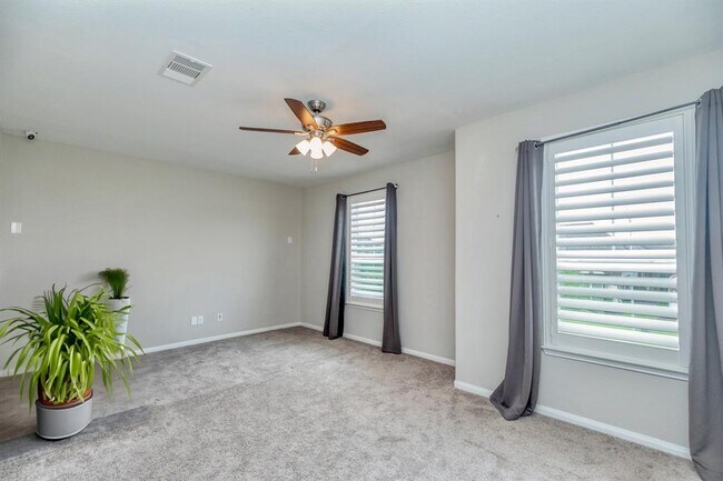 Building Photo - 4107 Willow Wind Ct
