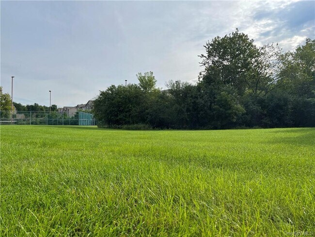 Building Photo - 100 Hillside Dr