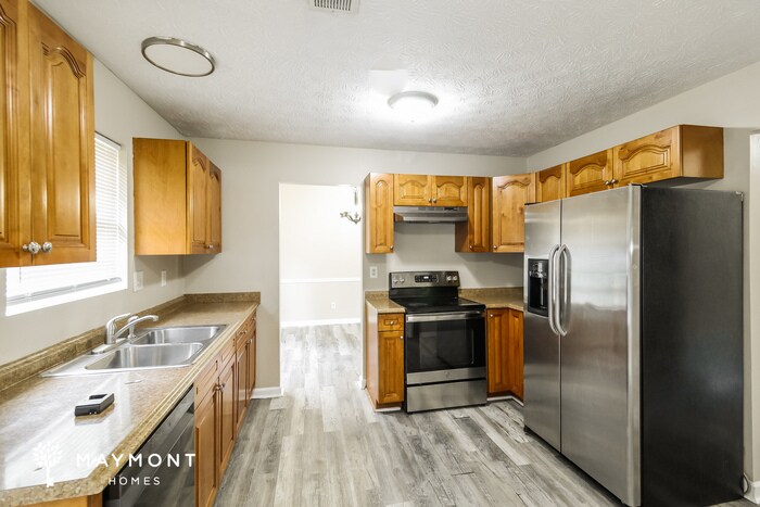 Building Photo - 800 Kilkenny Cir