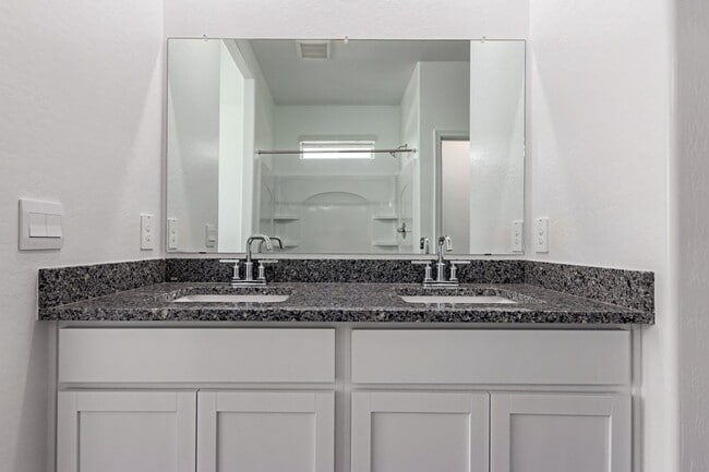 Building Photo - Brand New - Never Lived In 3 Bedroom / 2 B...