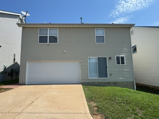 Building Photo - 125 Sophie Ln